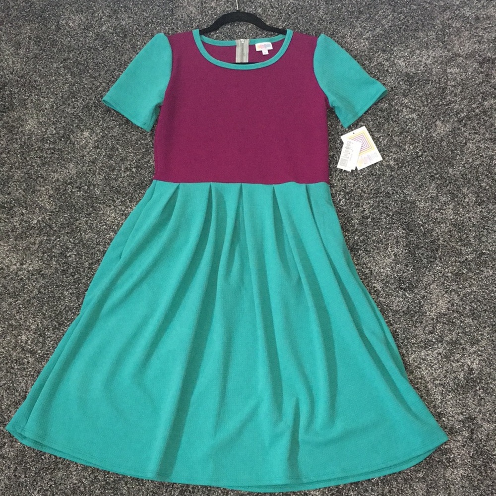 Brand New With Tags LuLaRoe Amelia Dress